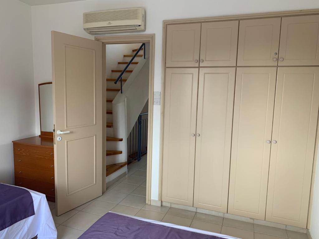 Regina Gardens - Spacious 3 Bed, 2 Bath Maisonette بافوس المظهر الخارجي الصورة