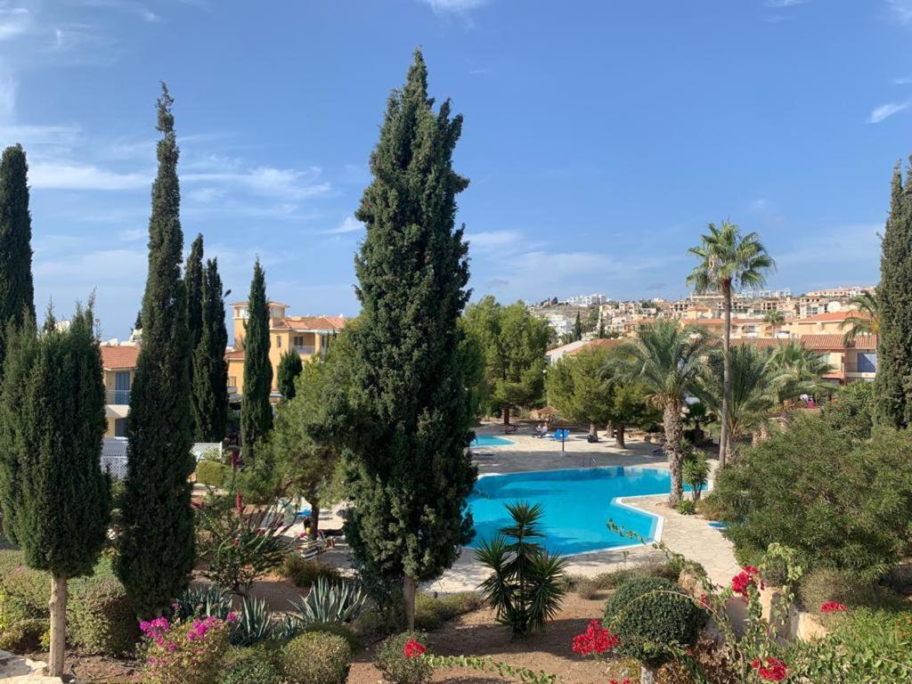 Regina Gardens - Spacious 3 Bed, 2 Bath Maisonette بافوس المظهر الخارجي الصورة