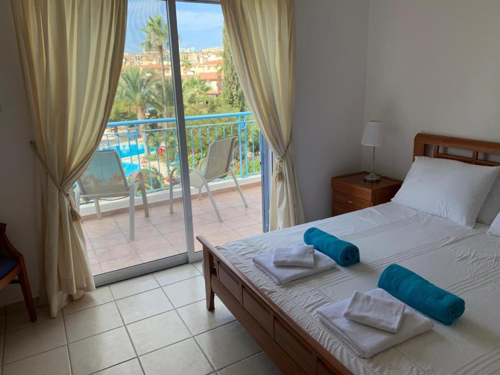 Regina Gardens - Spacious 3 Bed, 2 Bath Maisonette بافوس المظهر الخارجي الصورة
